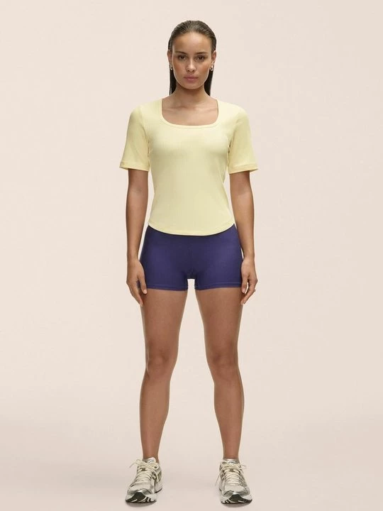 Foto van product T-shirt basic CASALL geel