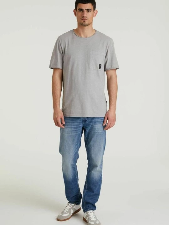 Foto van product T-shirt basic CHASIN' grijs