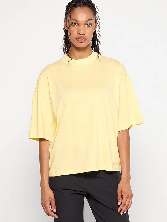 Foto van product T-shirt basic Colmar lichtgeel