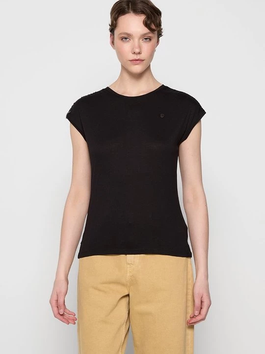 Foto van product T-shirt basic khujo zwart