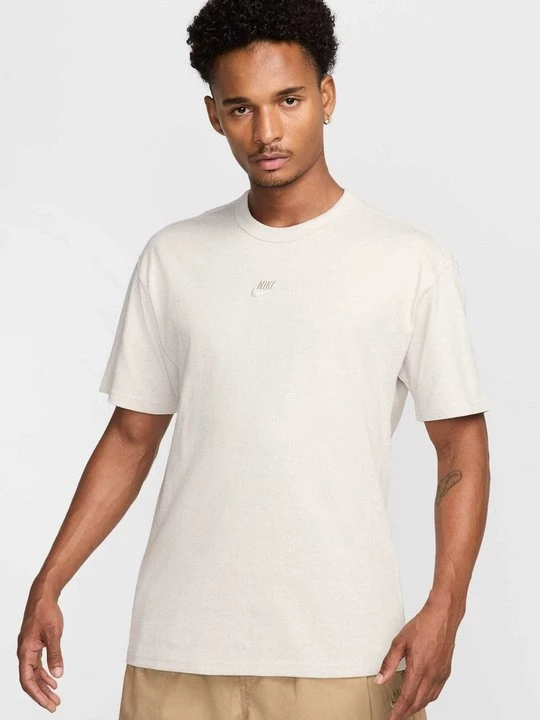 Foto van product T-shirt basic Nike grijs