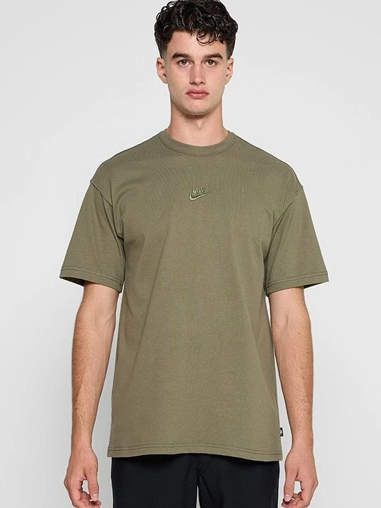 Foto van product T-shirt basic Nike olijfgroen