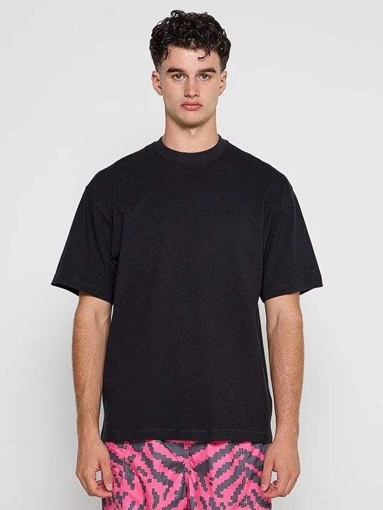 Foto van product T-shirt basic Nike zwart