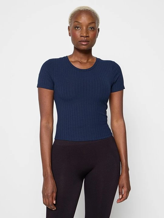 Foto van product T-shirt basic Only Play donkerblauw