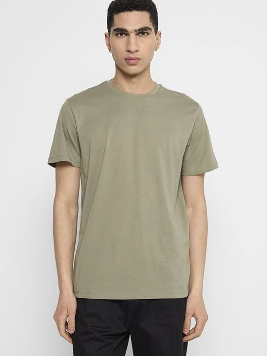 Foto van product T-shirt basic Selected olijfgroen