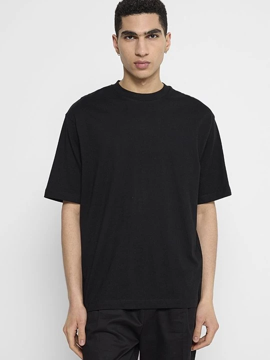 Foto van product T-shirt basic Selected zwart