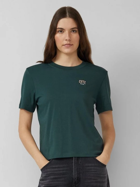 Foto van product T-shirt in interlockjersey met kleine patch s.Oliver groen