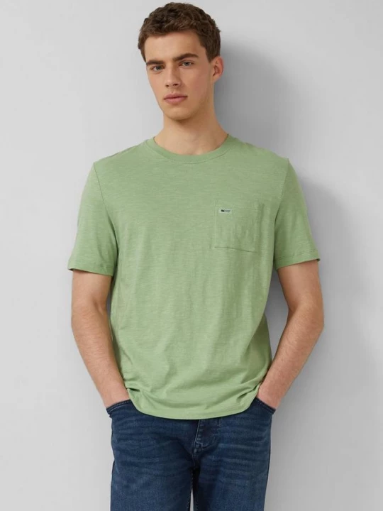 Foto van product T-shirt in vlamgarenstructuur met borstzak s.Oliver groen