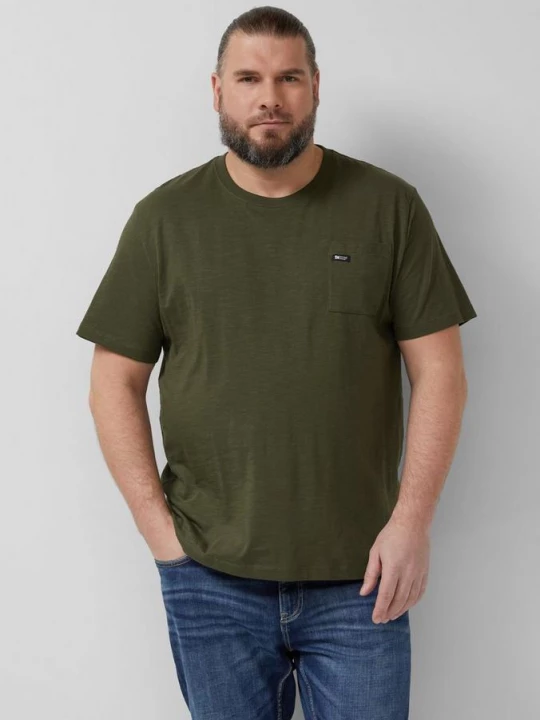 Foto van product T-shirt in vlamgarenstructuur met borstzak s.Oliver olijfgroen