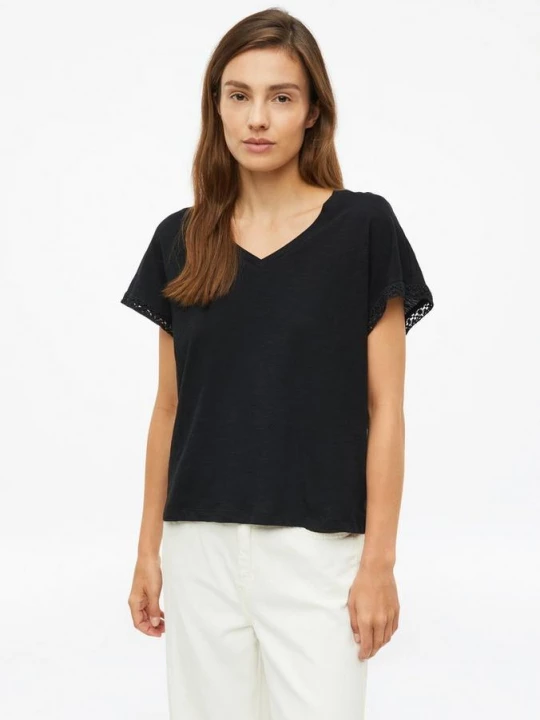 Foto van product T-shirt in vlamgarenstructuur met kantdetail s.Oliver zwart