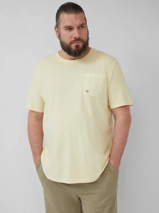 Foto van product T-shirt met borstzak en kledingkleurstof s.Oliver geel