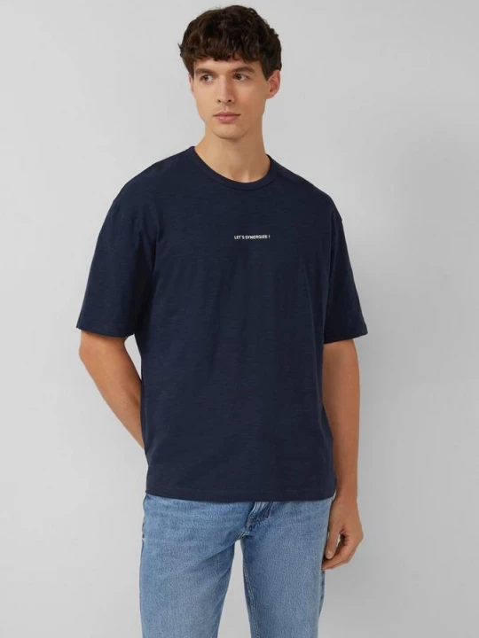 Foto van product T-shirt met moderne pasvorm en voor- en achterprints s.Oliver blauw