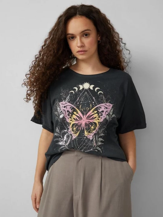 Foto van product T-shirt met print op de voorkant in losse pasvorm en vleermuismouwen QS zwart