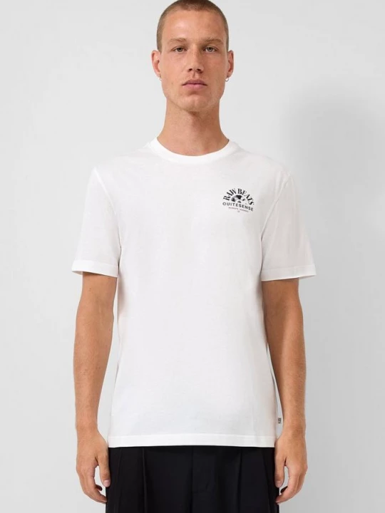 Foto van product T-shirt met print op voorzijde QS crème