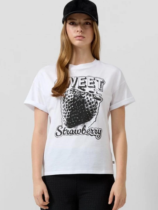 Foto van product T-shirt met print op voorzijde QS wit
