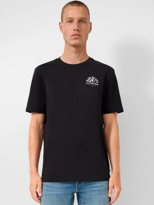 Foto van product T-shirt met print op voorzijde QS zwart