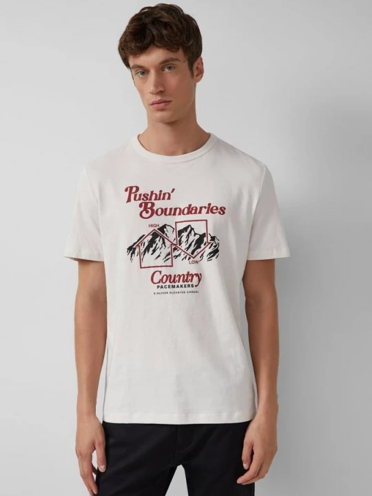 Foto van product T-shirt met print op voorzijde s.Oliver crème