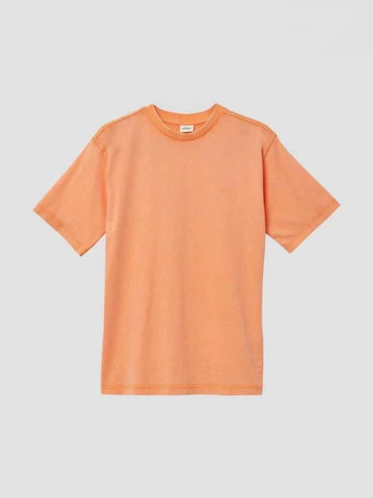 Foto van product T-shirt met used effect en print op de achterkant s.Oliver