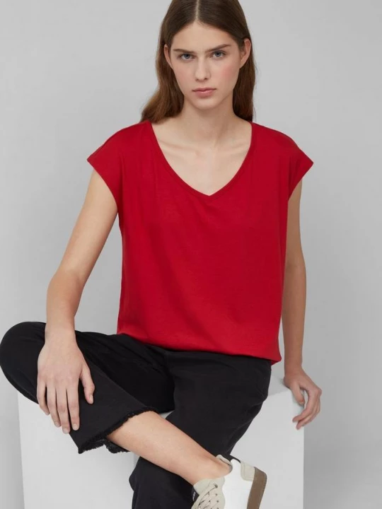 Foto van product T-shirt met wijde hals, uitsnijding en strik s.Oliver rood