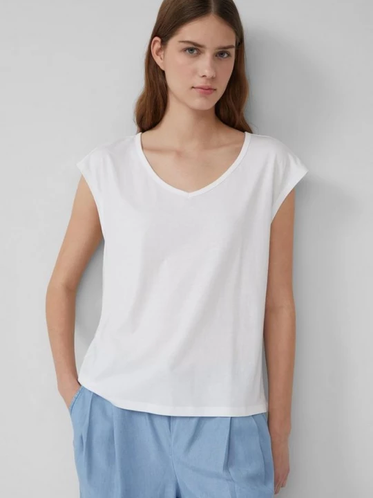 Foto van product T-shirt met wijde hals, uitsnijding en strik s.Oliver wit