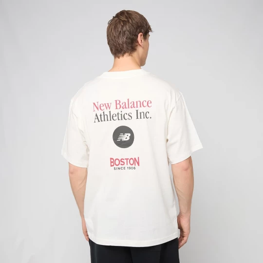 Foto van product T-Shirt New Balance beżowy