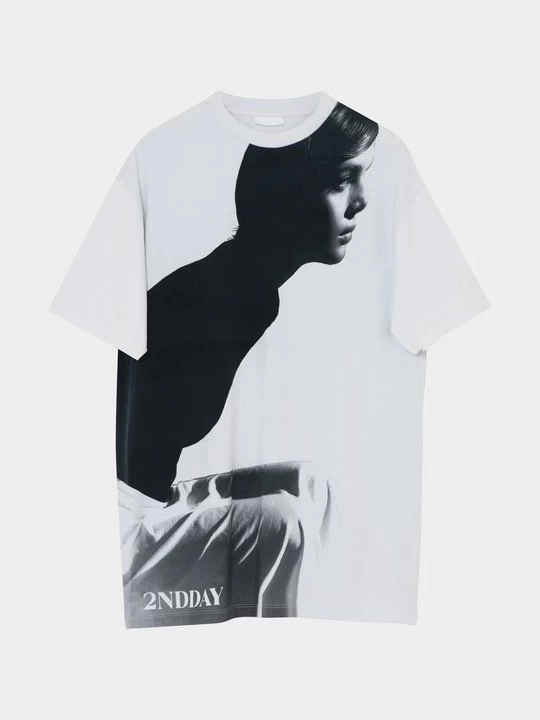 Foto van product T-shirt print 2nd Day wit