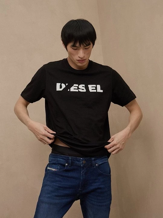 Foto van product T-shirt print Diesel zwart