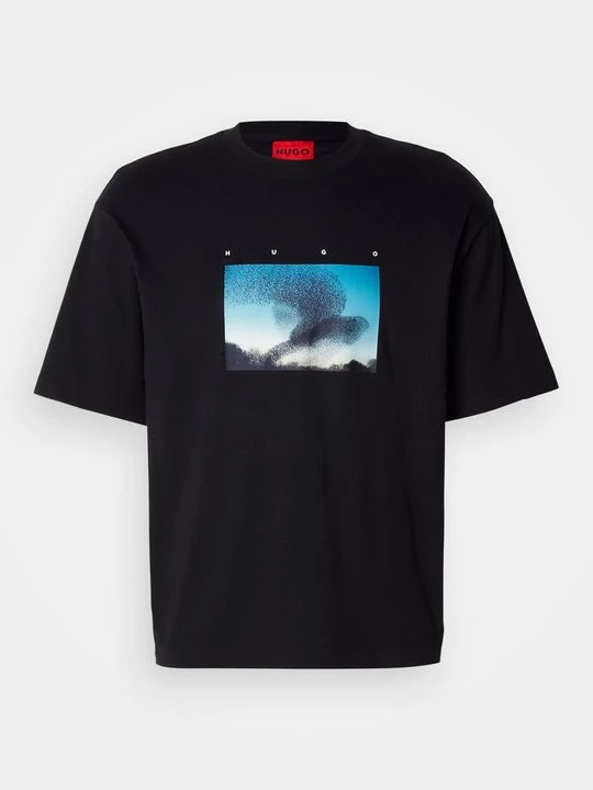 Foto van product T-shirt print Hugo zwart