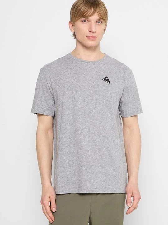 Foto van product T-shirt print Klättermusen grijs