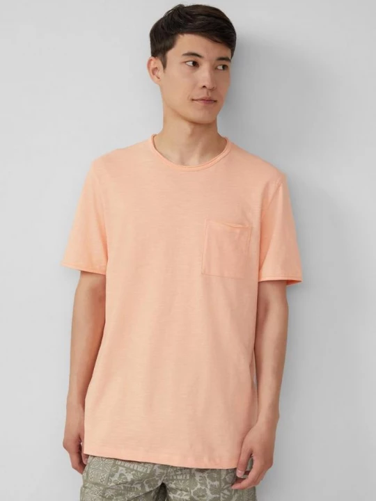Foto van product T-shirt van slubgaren met borstzak en onafgewerkte randen s.Oliver