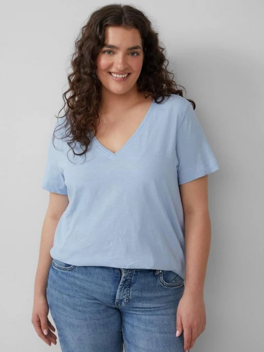Foto van product T-shirt van slubgaren met V-hals s.Oliver blauw