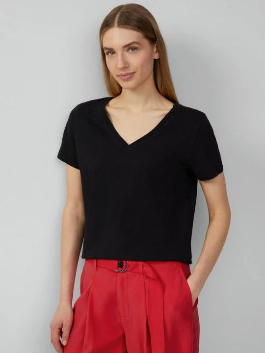 Foto van product T-shirt van slubgaren met V-hals s.Oliver zwart