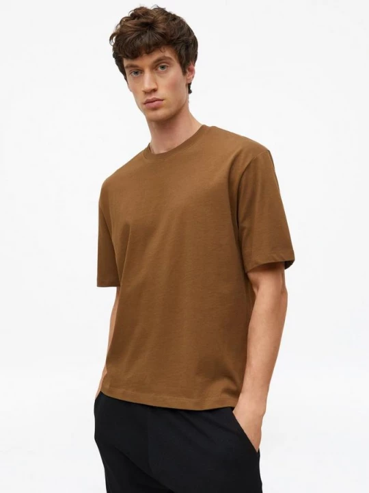 Foto van product T-shirt van zware jersey in een moderne pasvorm s.Oliver bruin
