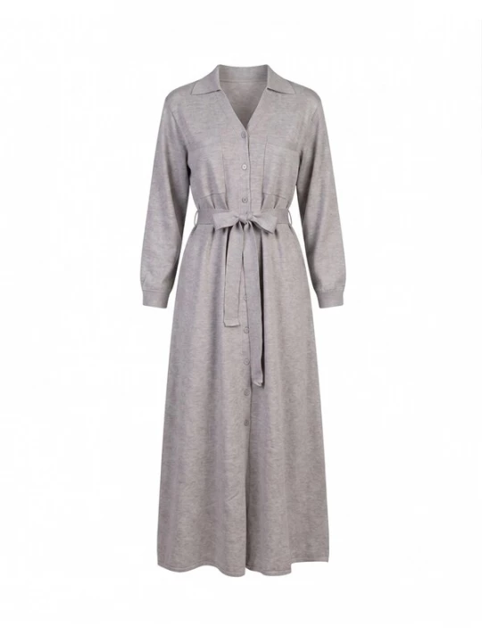 Foto van product Tantra Gebreide jurk 'Vestido camisero de punto largo con bolsillos en el pecho y cinturon. (GREY)' grijs