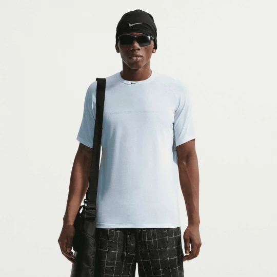 Foto van product Tech Dri-FIT Short-Sleeve Top Nike blauw