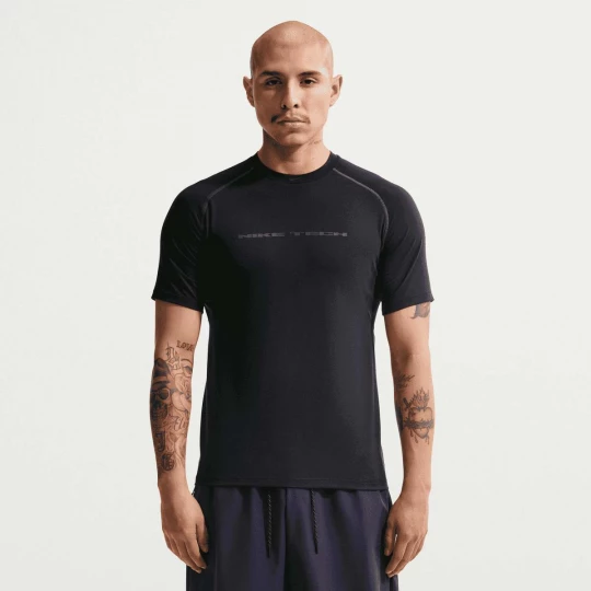 Foto van product Tech Dri-FIT Short-Sleeve Top Nike zwart