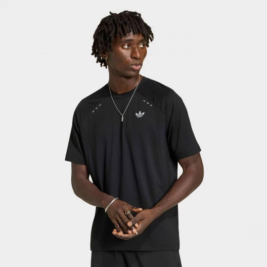 Foto van product Tech Trefoil Essentials Polyester Tee adidas Originals zwart