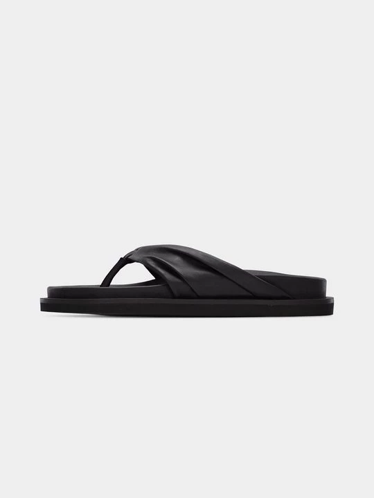 Foto van product Teensandalen MAX&Co. zwart