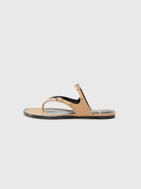 Foto van product Teensandalen Pierre Hardy bruin