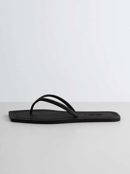 Foto van product Teenslippers Carlotha Ray zwart