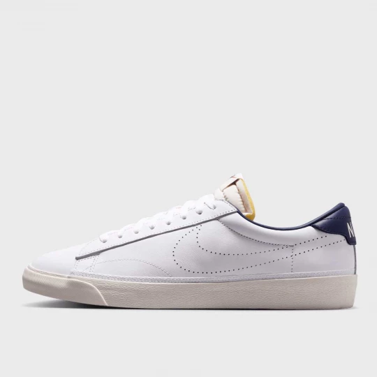 Foto van product Tennis Classic CS Nike wit