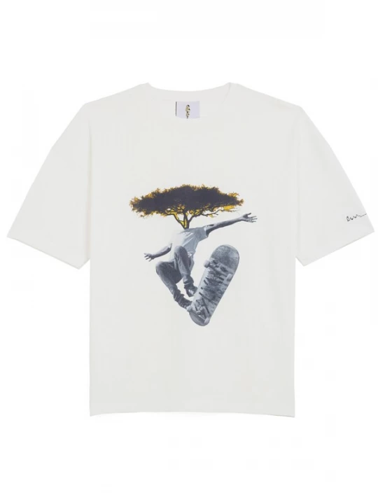 Foto van product The Rad Black Kids Shirt 'Xasuke' wit
