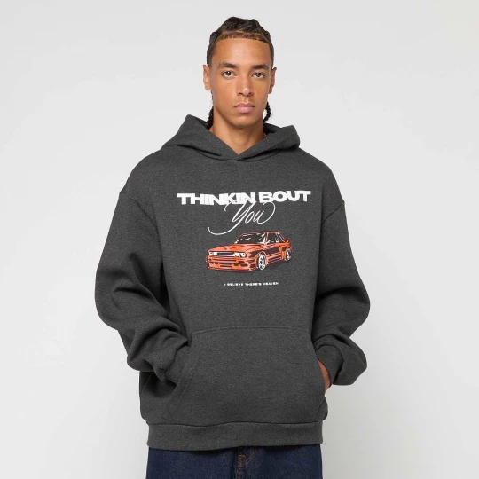Foto van product Thinking Bout You Car Print Fluffy Hoody Mister Tee grijs