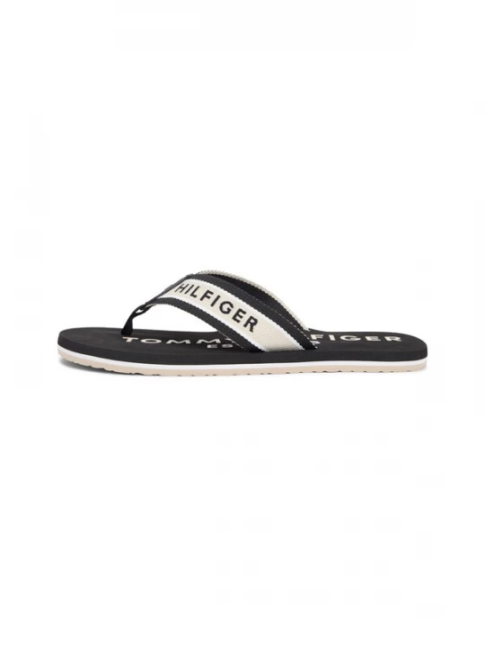 Foto van product TOMMY HILFIGER Teenslippers zwart / wit