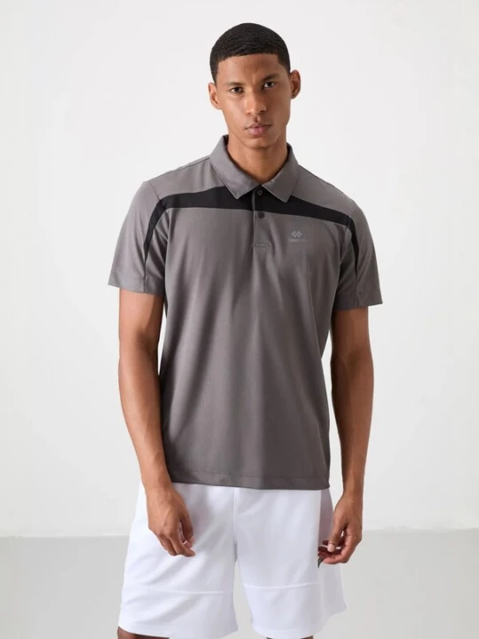 Foto van product Tommy Life Functioneel shirt grijs / zwart