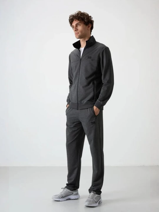 Foto van product Tommy Life Joggingpak antraciet