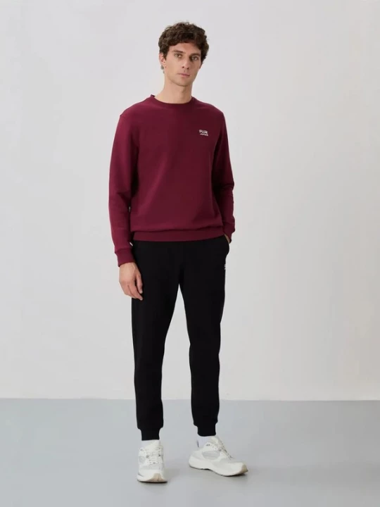Foto van product Tommy Life Joggingpak bourgogne / zwart / wit