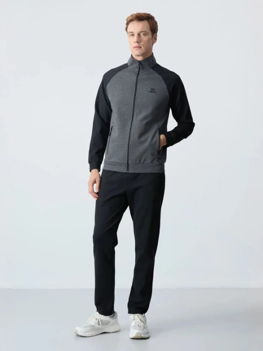 Foto van product Tommy Life Joggingpak donkergrijs / zwart