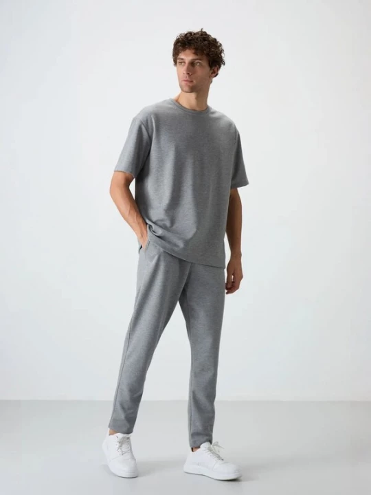 Foto van product Tommy Life Joggingpak grijs