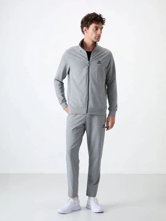 Foto van product Tommy Life Joggingpak lichtgrijs